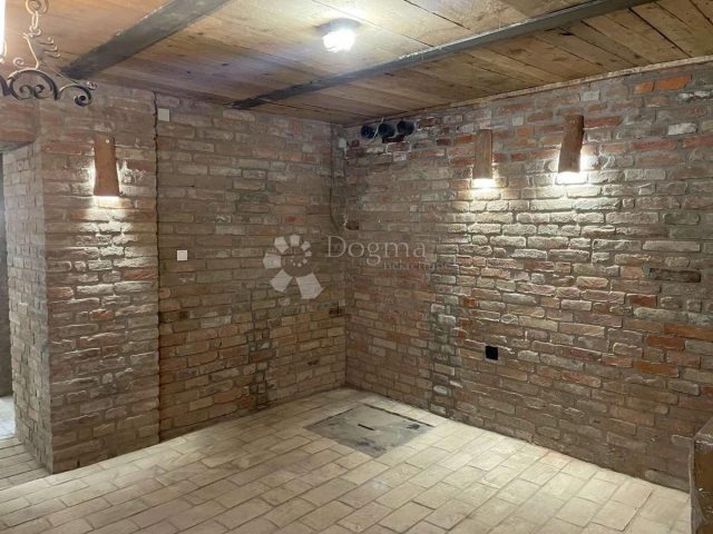 Business premises For rent - Osječko-baranjska Osijek - foto 4/4