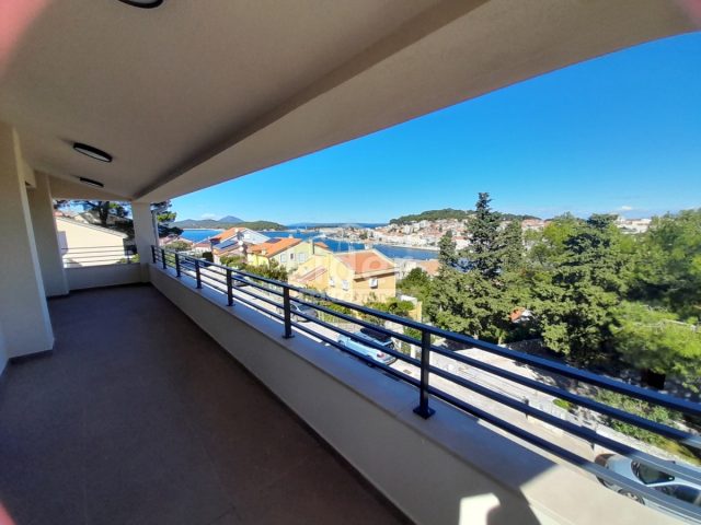 Apartmán na predaj 87 m² – Mali Lošinj