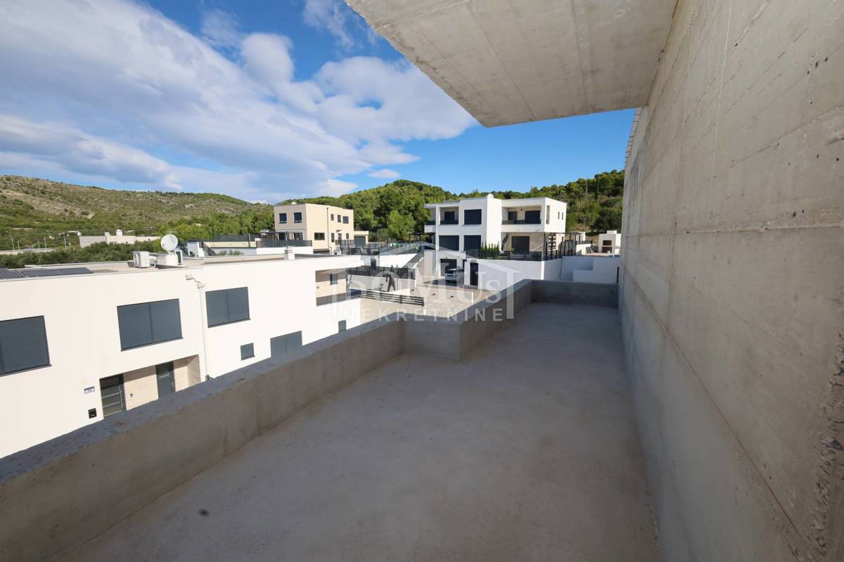 Haus Zu verkaufen - ŠIBENSKO-KNINSKA VODICE