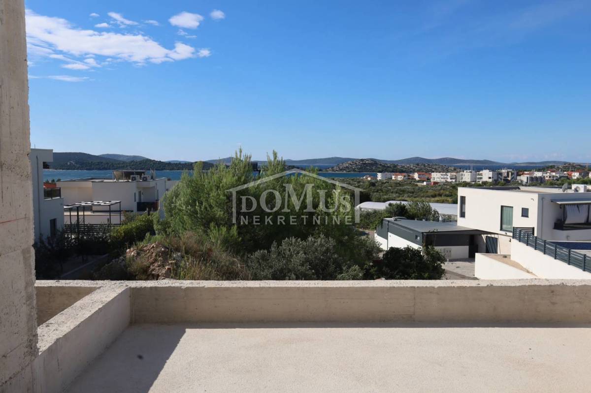 Haus Zu verkaufen - ŠIBENSKO-KNINSKA VODICE