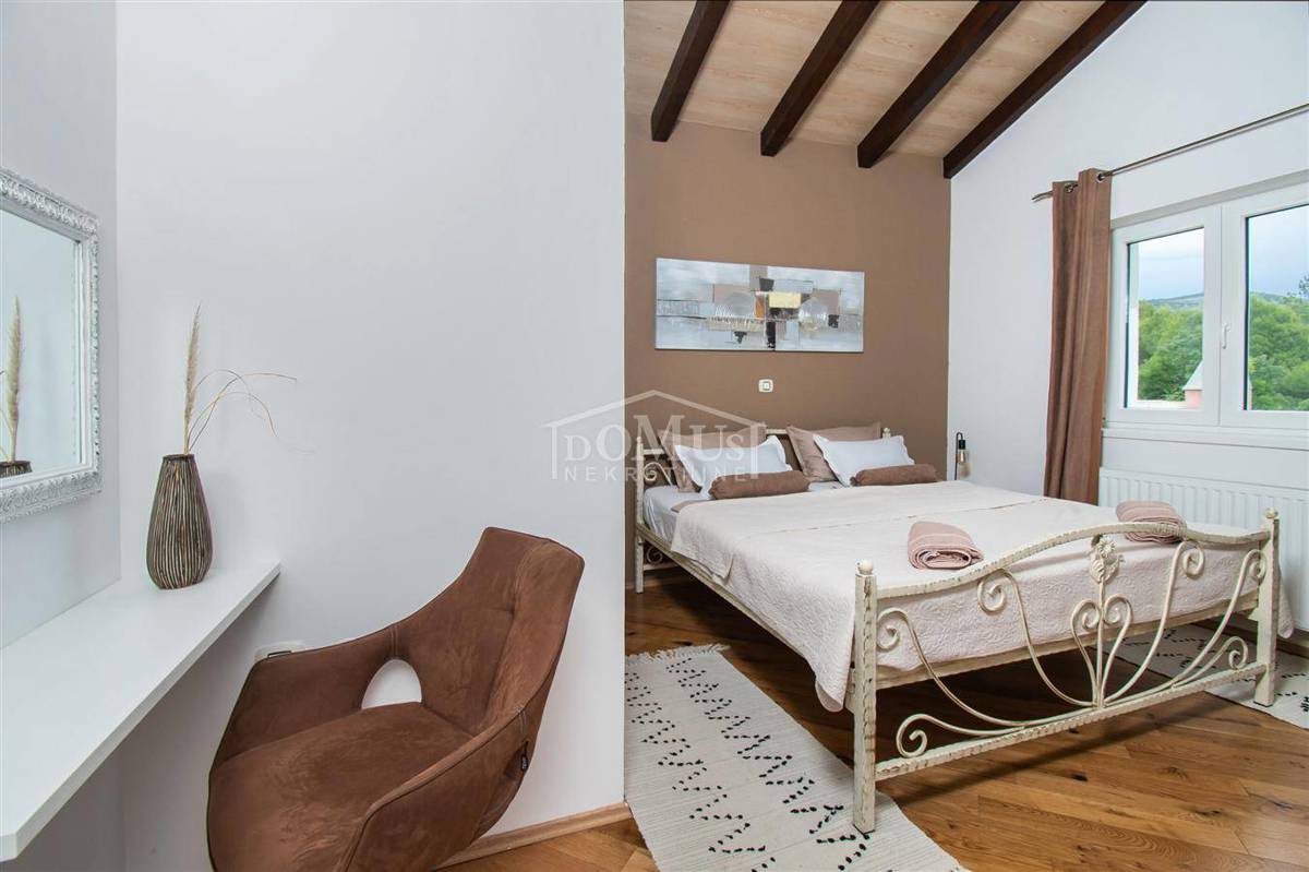 Haus Zu verkaufen - ŠIBENSKO-KNINSKA ŠIBENIK