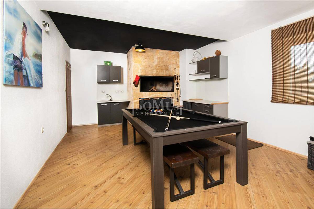 Haus Zu verkaufen - ŠIBENSKO-KNINSKA ŠIBENIK
