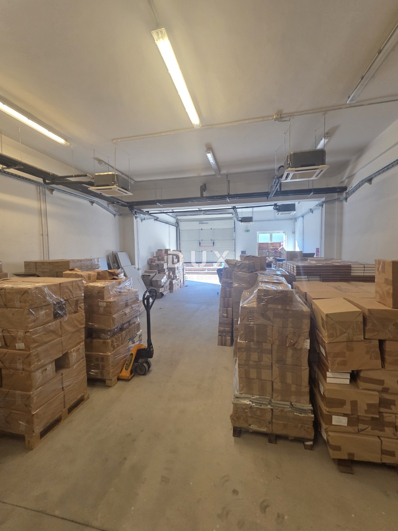 Business premises For rent - PRIMORSKO-GORANSKA RIJEKA