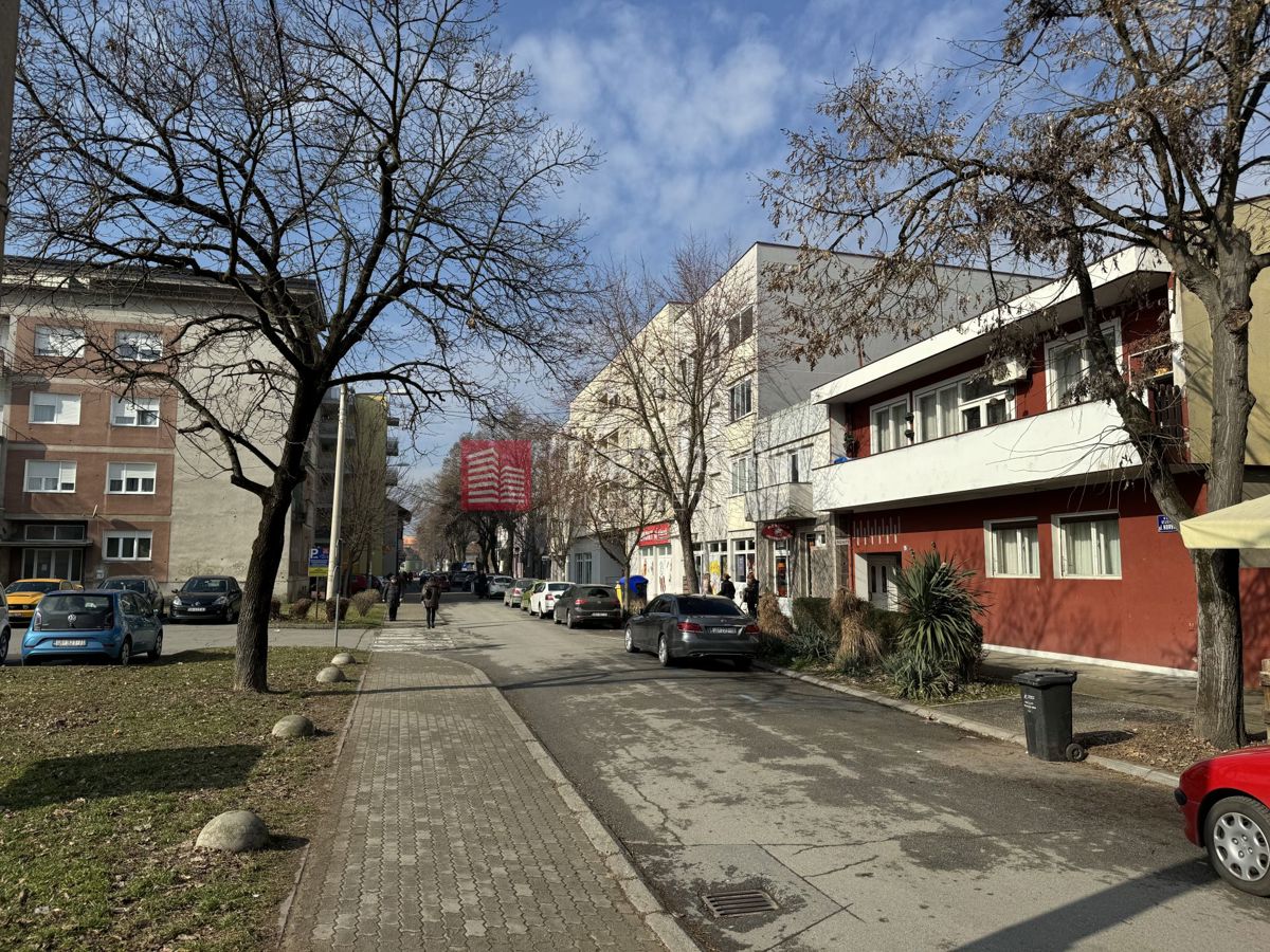 Poslovni prostor Za najam - BRODSKO-POSAVSKA SLAVONSKI BROD