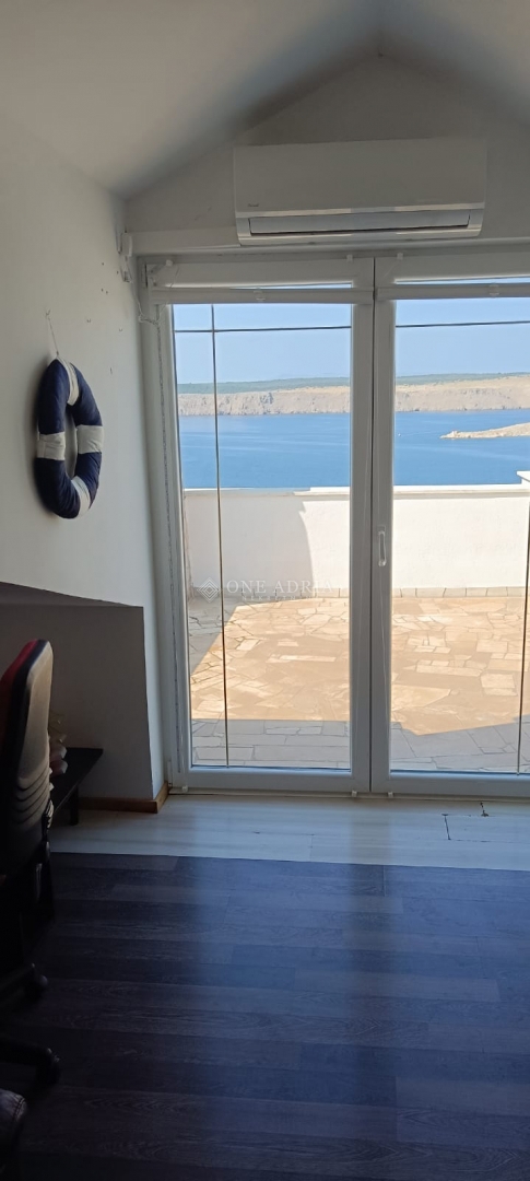Stan Na prodaju - PRIMORSKO-GORANSKA CRIKVENICA