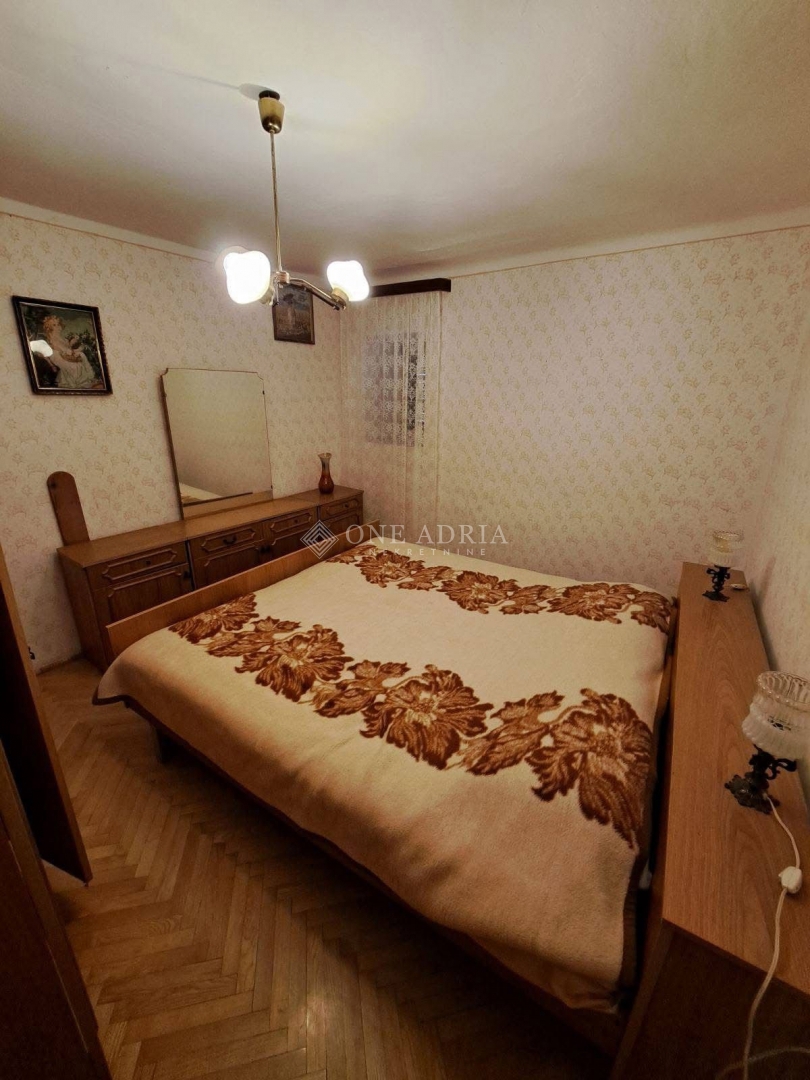Kuća Na prodaju - PRIMORSKO-GORANSKA KRK