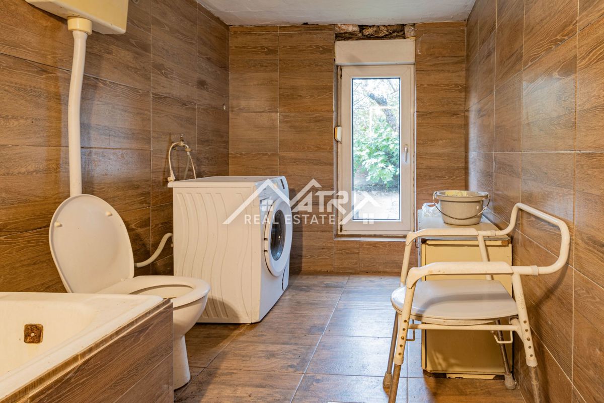 Maison À vendre - OSJEČKO-BARANJSKA ČEPIN
