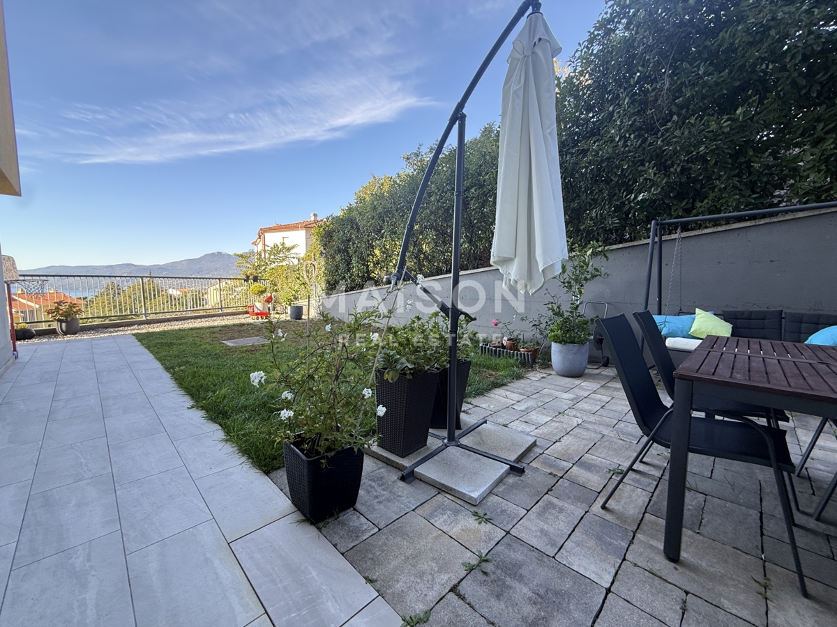 Appartement À vendre - PRIMORSKO-GORANSKA KASTAV