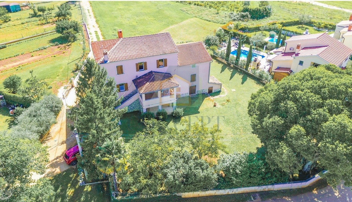Hiša Naprodaj - ISTARSKA Poreč