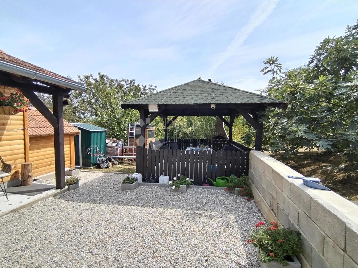 Maison À vendre - KOPRIVNIČKO-KRIŽEVAČKA RASINJA