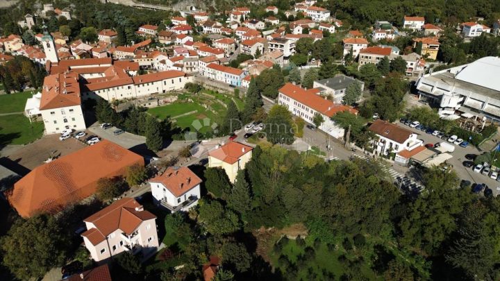 Pozemok na predaj 743 m² – Rijeka