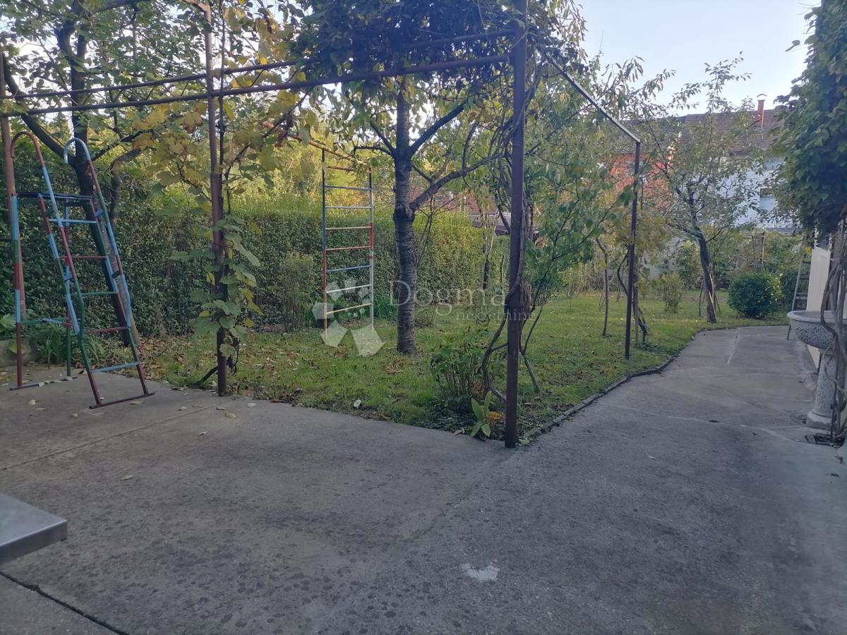 Maison À vendre - GRAD ZAGREB ZAGREB