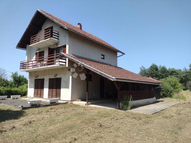 Maison À vendre TOPUSKO