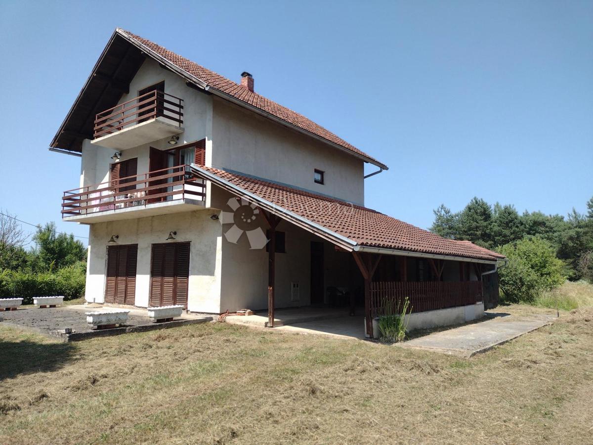 Maison À vendre - Sisačko-moslavačka Topusko - foto 1/25