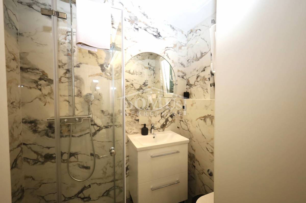 Flat For sale - ŠIBENSKO-KNINSKA VODICE