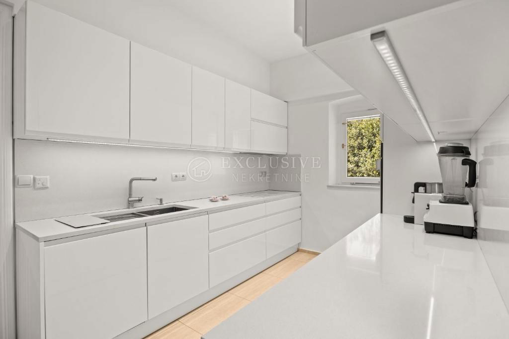 Appartement À louer - PRIMORSKO-GORANSKA OPATIJA