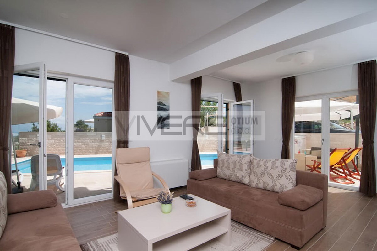House For sale - SPLITSKO-DALMATINSKA BRAČ