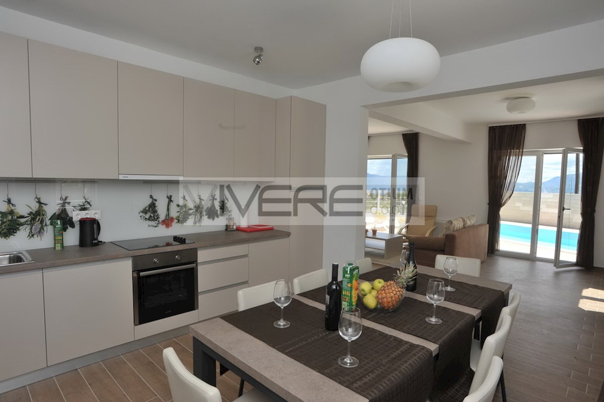 House For sale - SPLITSKO-DALMATINSKA BRAČ