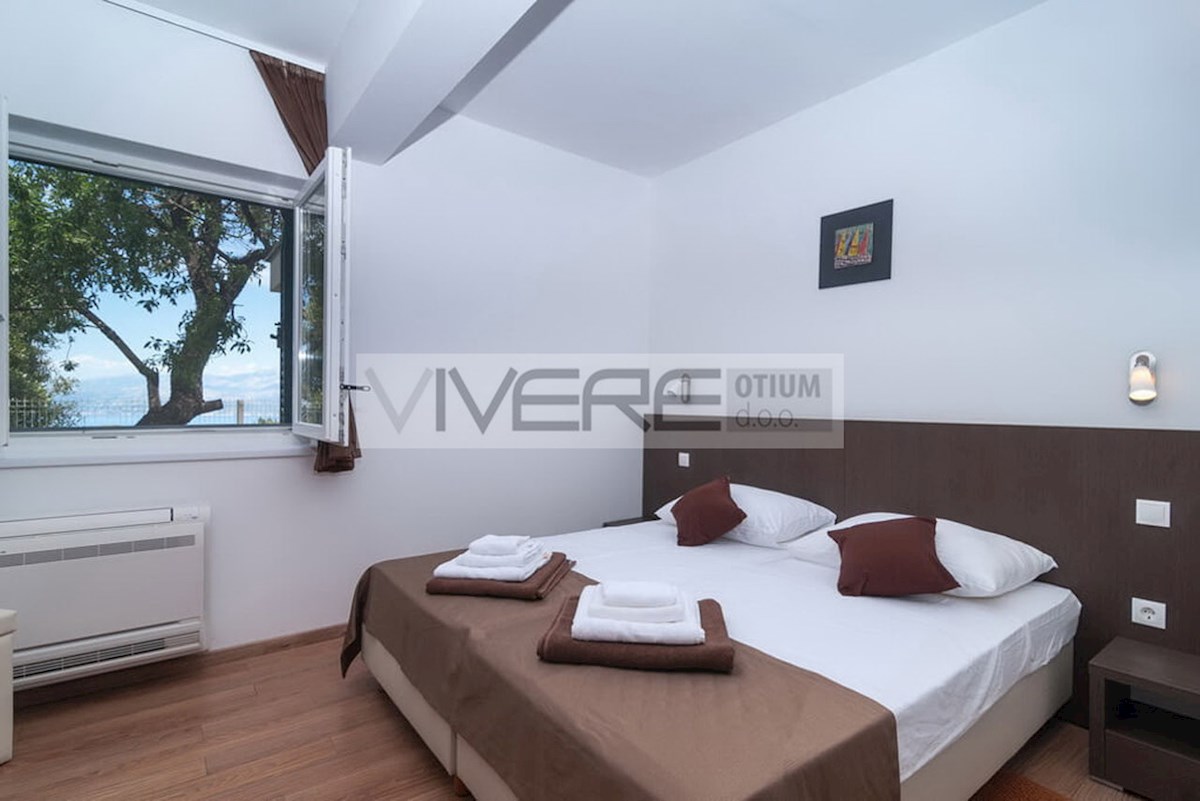 House For sale - SPLITSKO-DALMATINSKA BRAČ