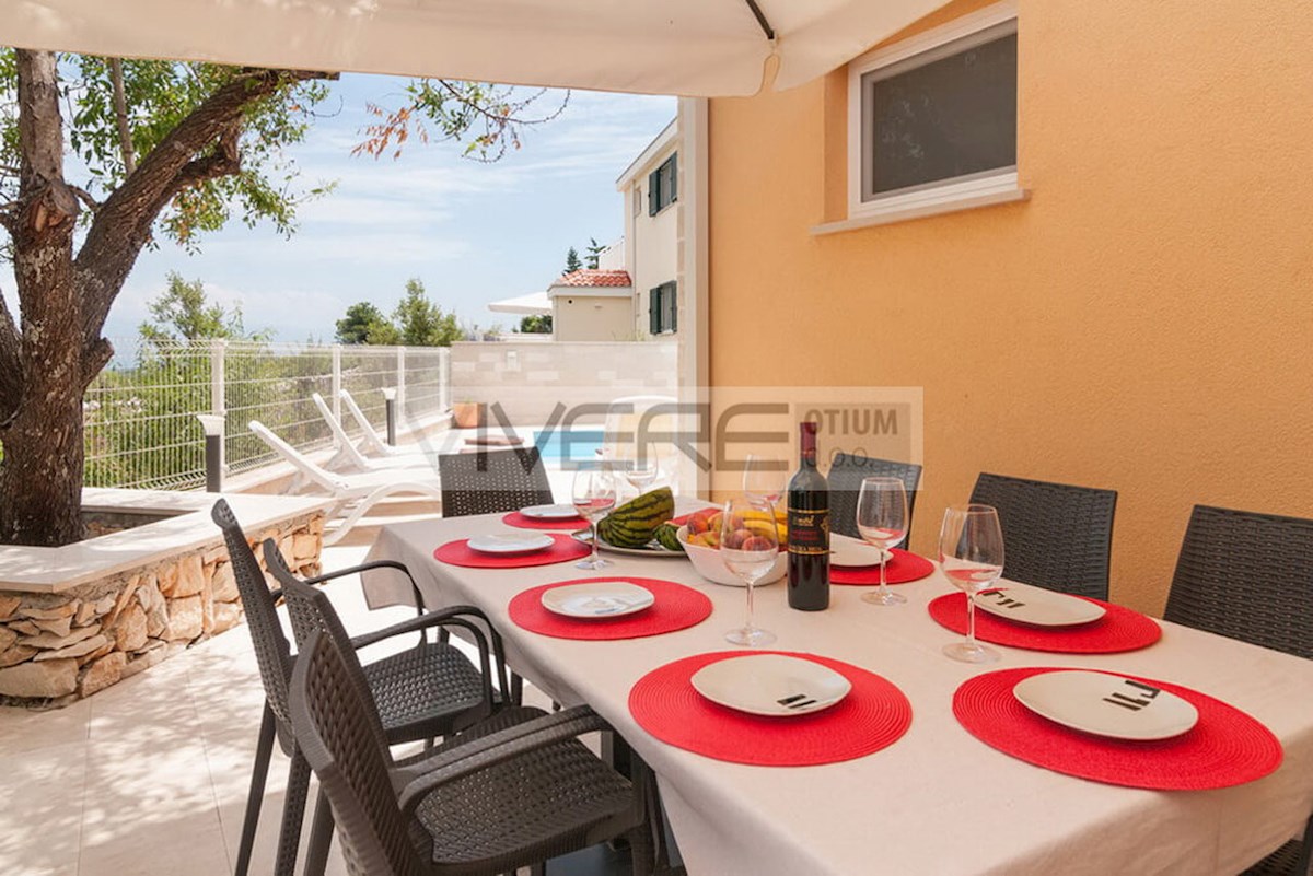House For sale - SPLITSKO-DALMATINSKA BRAČ