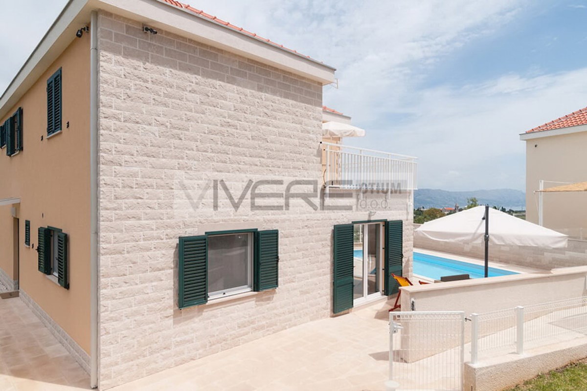 House For sale - SPLITSKO-DALMATINSKA BRAČ