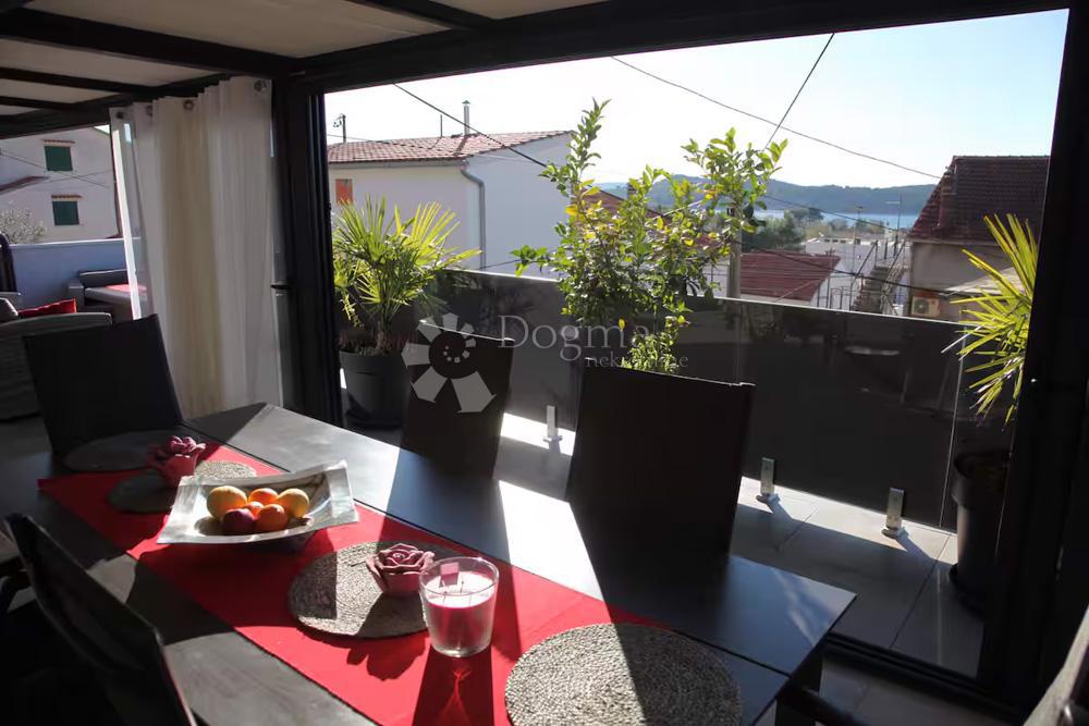 Poslovni prostori Na predaj - ŠIBENSKO-KNINSKA ŠIBENIK
