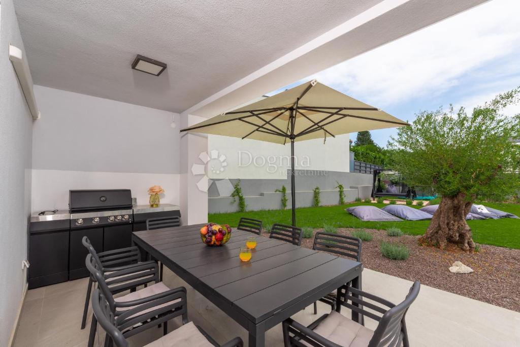 House For sale - ISTARSKA MEDULIN