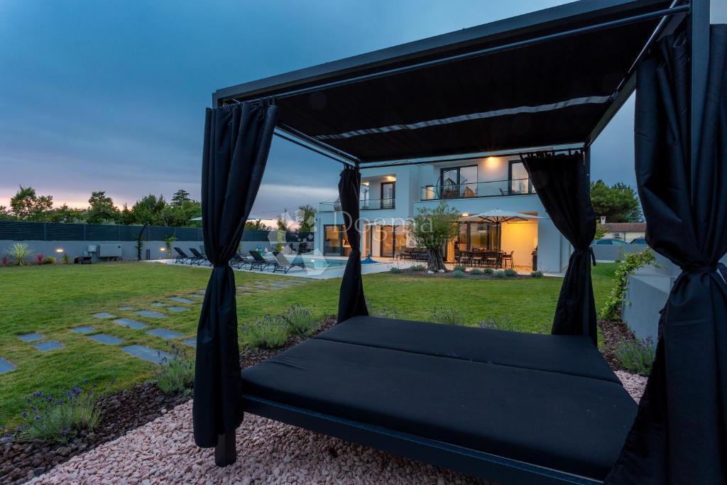 House For sale - ISTARSKA MEDULIN