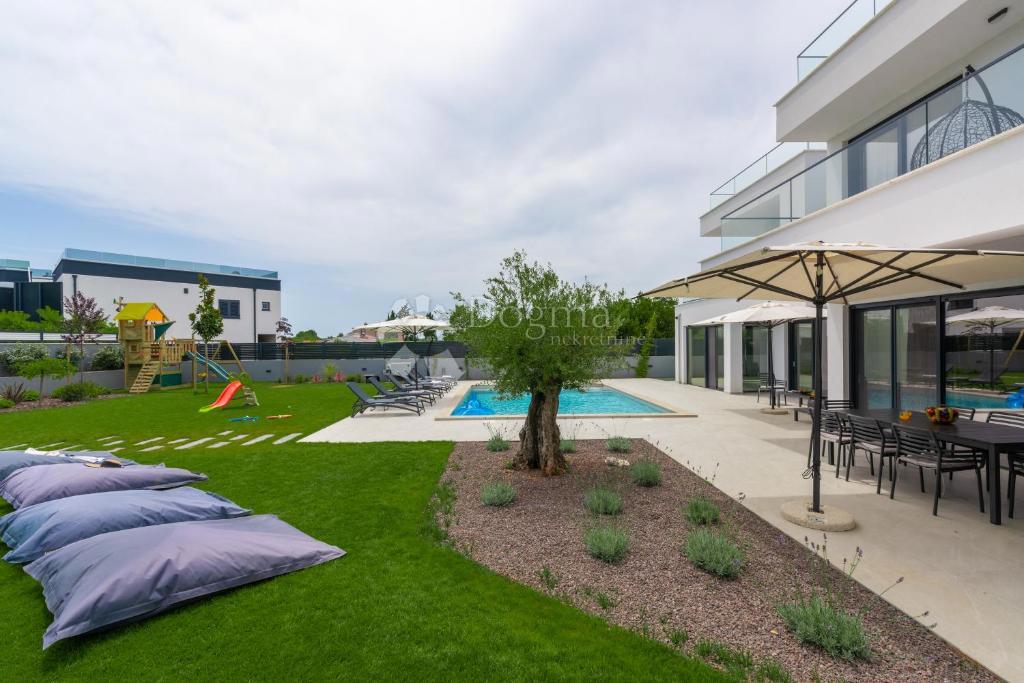 House For sale - ISTARSKA MEDULIN