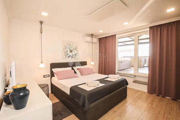 Flat for sale 143 m² – Šibenik