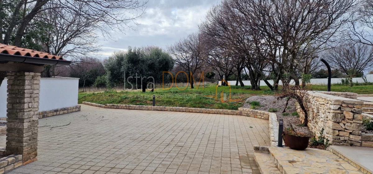 House For sale - ISTARSKA BARBAN