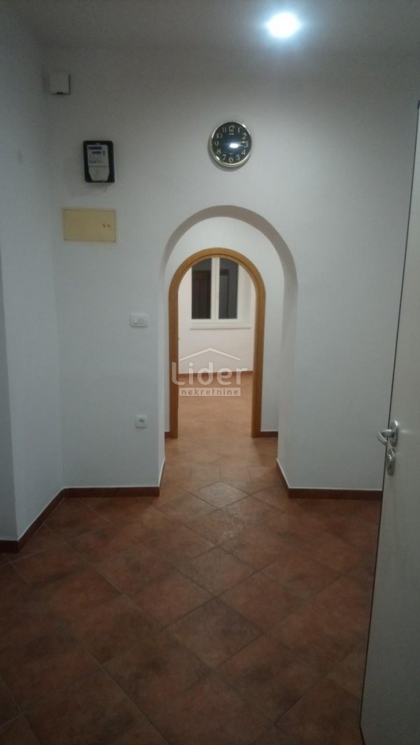 Poslovni prostori Za najem - Primorsko-goranska Rijeka - foto 2/7