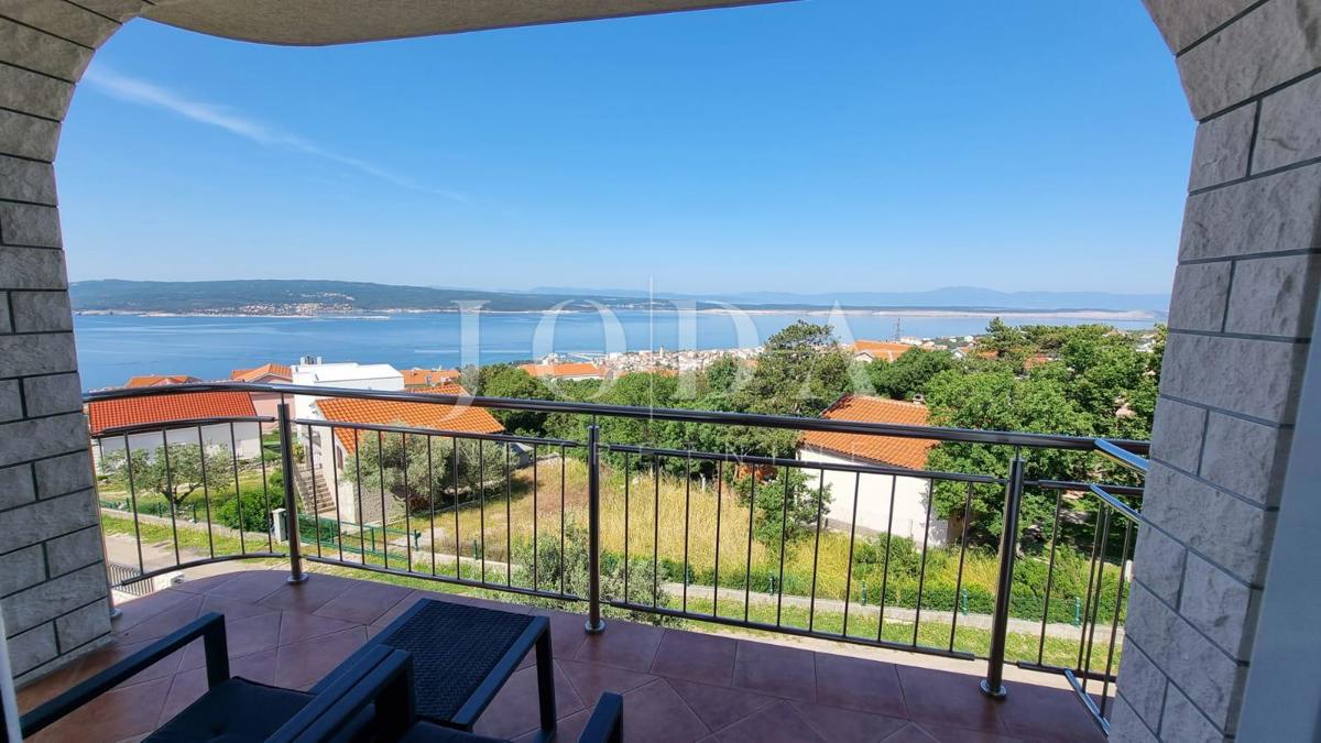 Stan Na prodaju - PRIMORSKO-GORANSKA CRIKVENICA