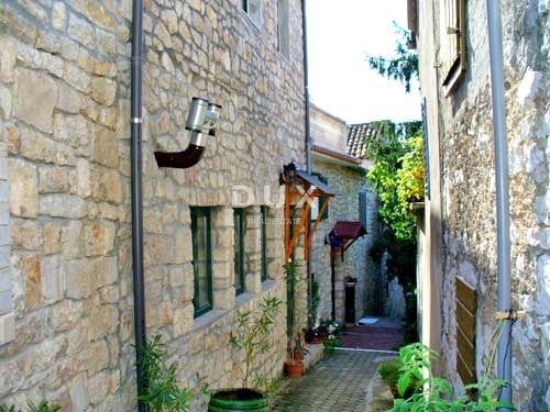 House For sale - ŠIBENSKO-KNINSKA MURTER