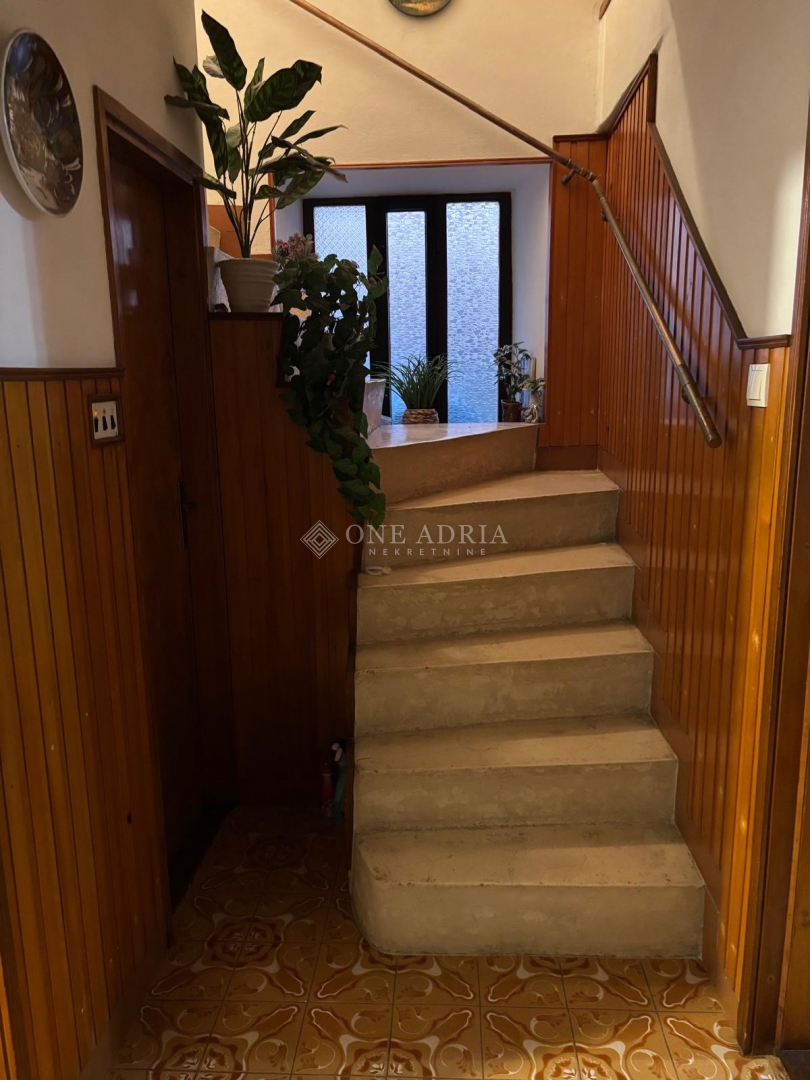 Casa In vendita - LIČKO-SENJSKA SENJ