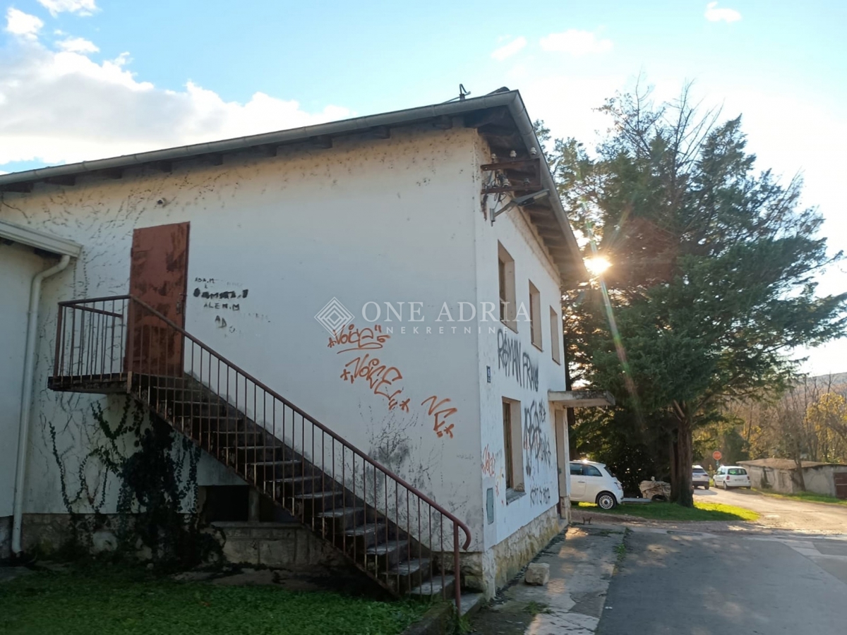 Komerčné Na predaj - ISTARSKA KRŠAN