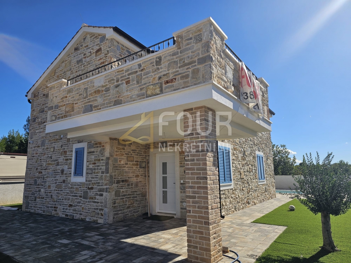 House For sale - Zadarska Vrsi - foto 1/2