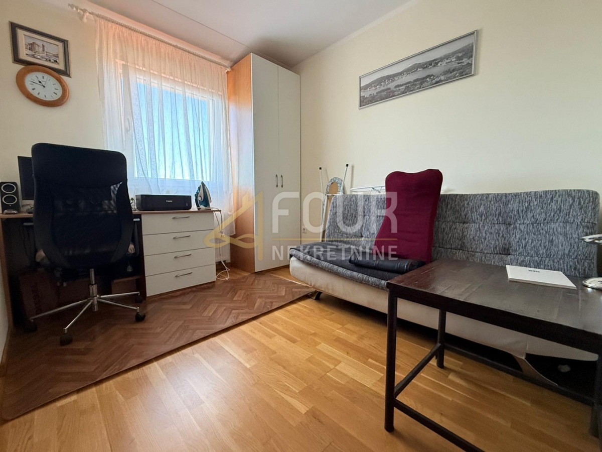 Apartma Na predaj - PRIMORSKO-GORANSKA KOSTRENA