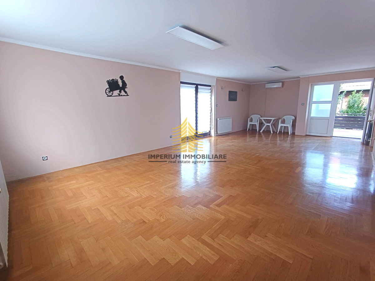 Komerčné Na prenájom - GRAD ZAGREB ZAGREB