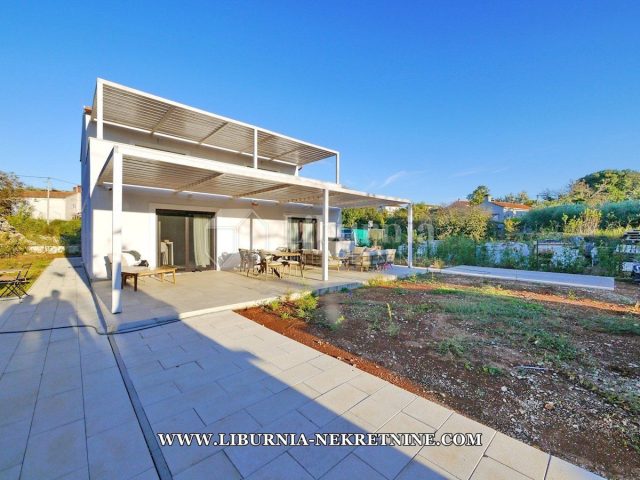 House for sale 220 m² – Krk