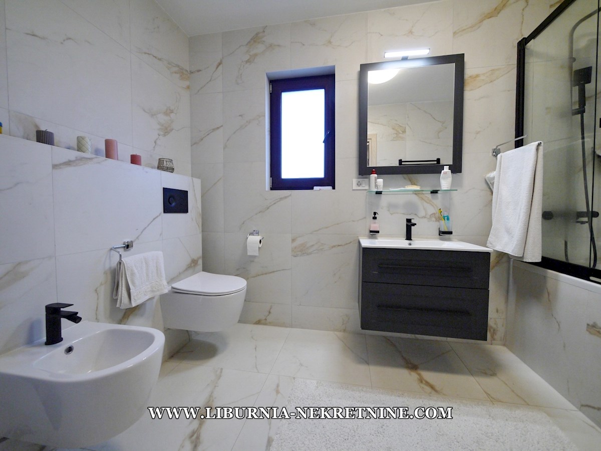 Casa In vendita - PRIMORSKO-GORANSKA KRK
