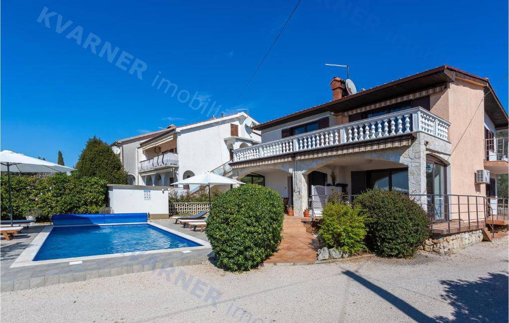Casa In vendita - PRIMORSKO-GORANSKA KRK