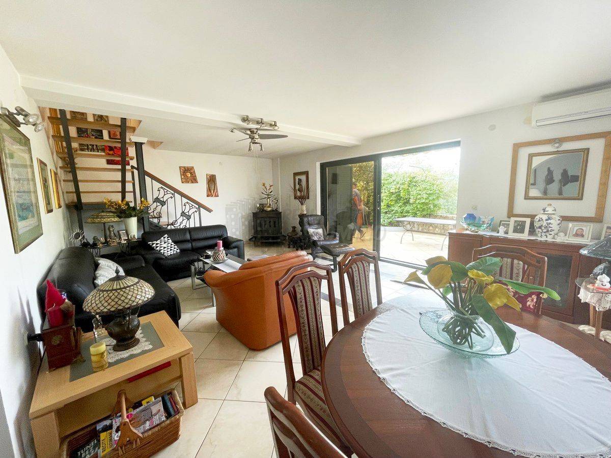 Casa In vendita - PRIMORSKO-GORANSKA KRK