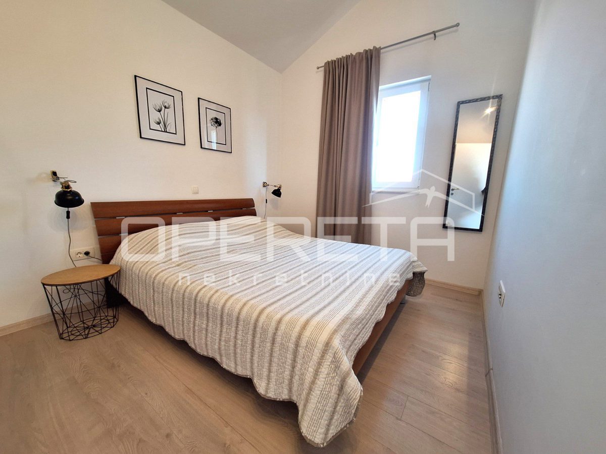Kuća Na prodaju - ŠIBENSKO-KNINSKA ROGOZNICA