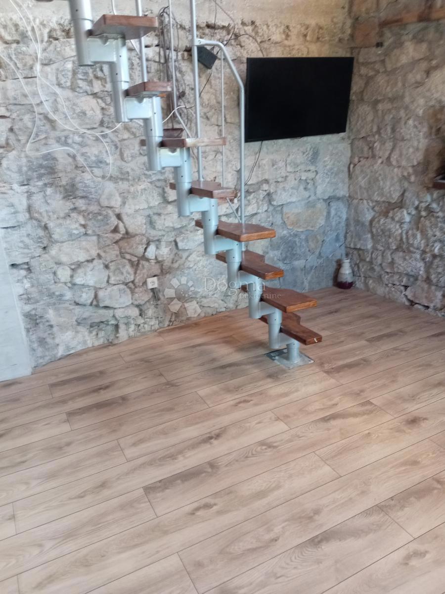 Dom Na predaj - LIČKO-SENJSKA SENJ