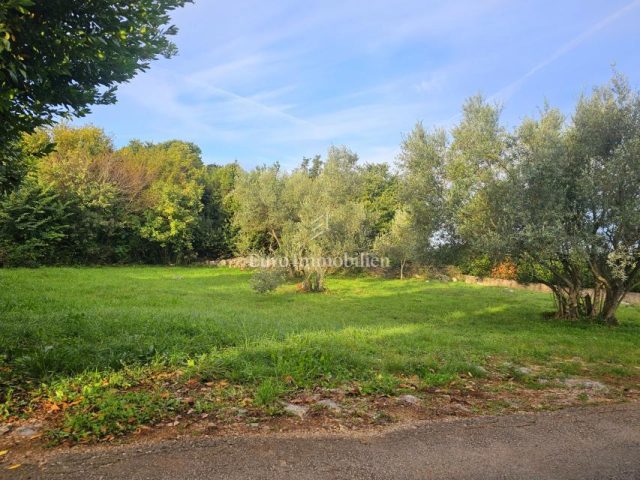 Land for sale 689 m² – Krk