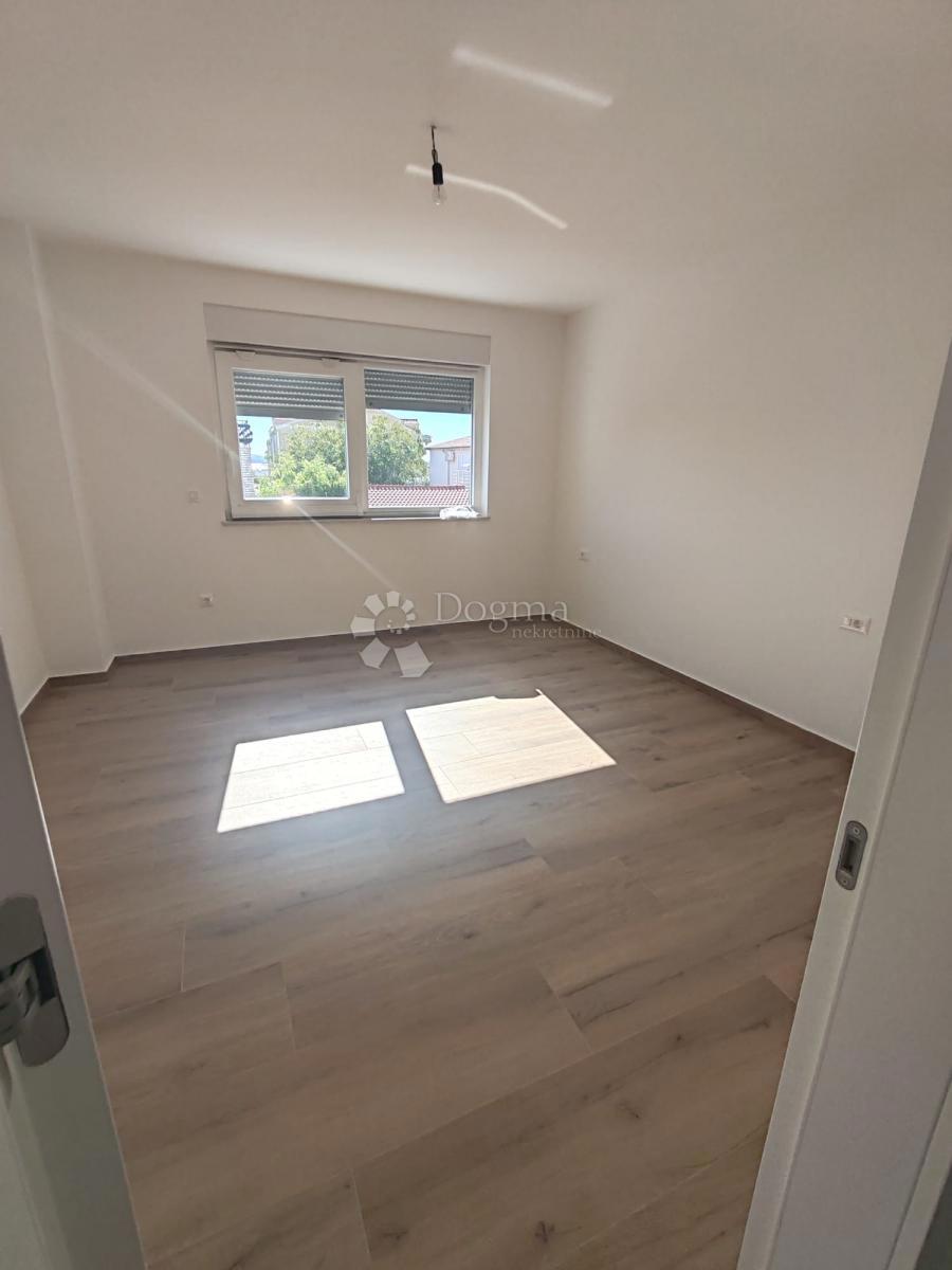 Kuća Na prodaju - ŠIBENSKO-KNINSKA VODICE