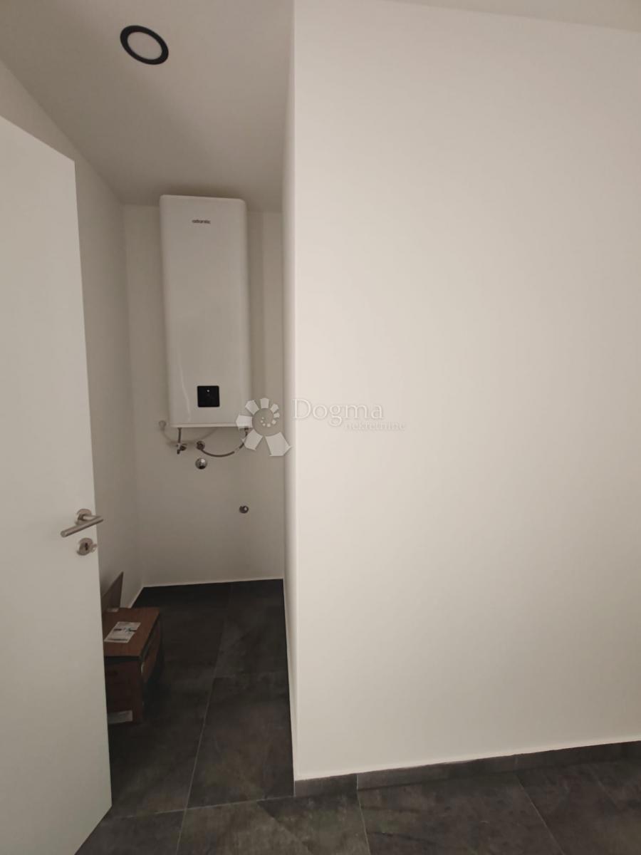 Kuća Na prodaju - ŠIBENSKO-KNINSKA VODICE