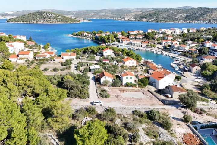 Pozemek na prodej 1030 m² – Rogoznica