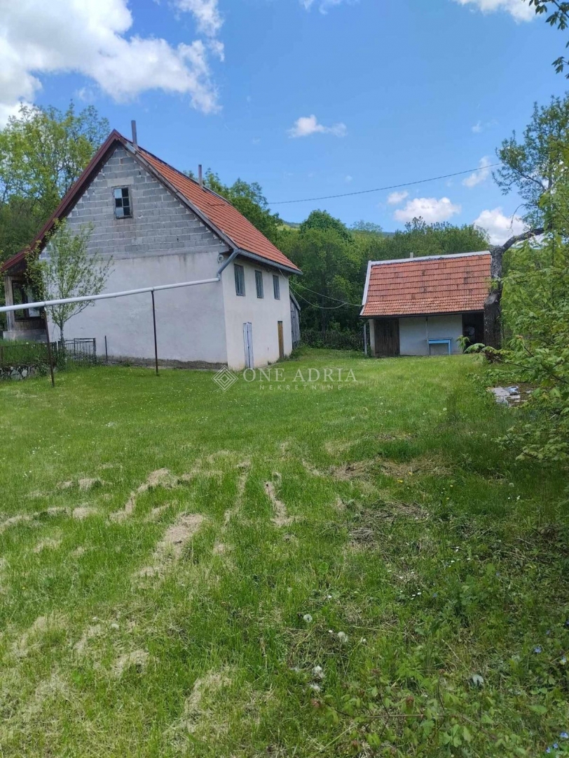 Dom Na predaj - LIČKO-SENJSKA OTOČAC